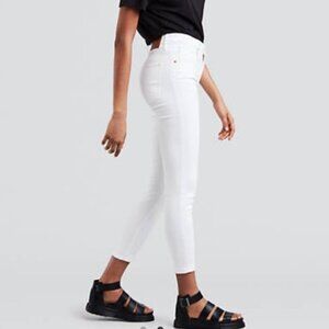 White Levi's Jeans NWT